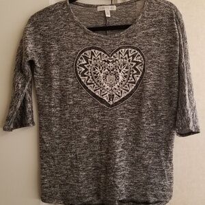 💝Aeropostale Heart Petite shirt. B1